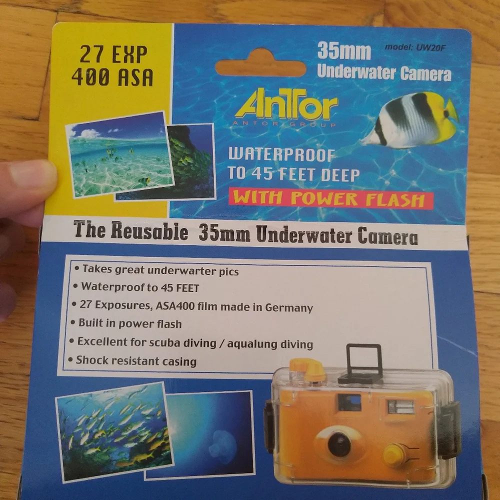 New Antor 35mm Reusable Underwater Camera with Flash